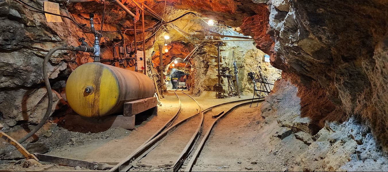 Phoenix Gold Mine 